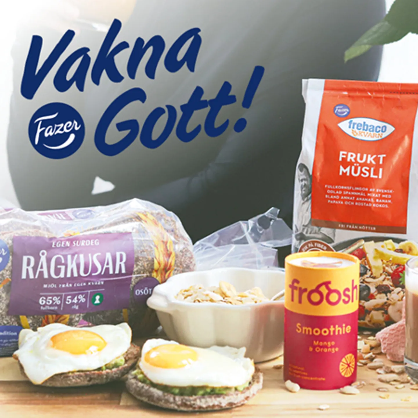 Fruktmüsli och rågsmörgås med ägg och avokado - Fazer.se